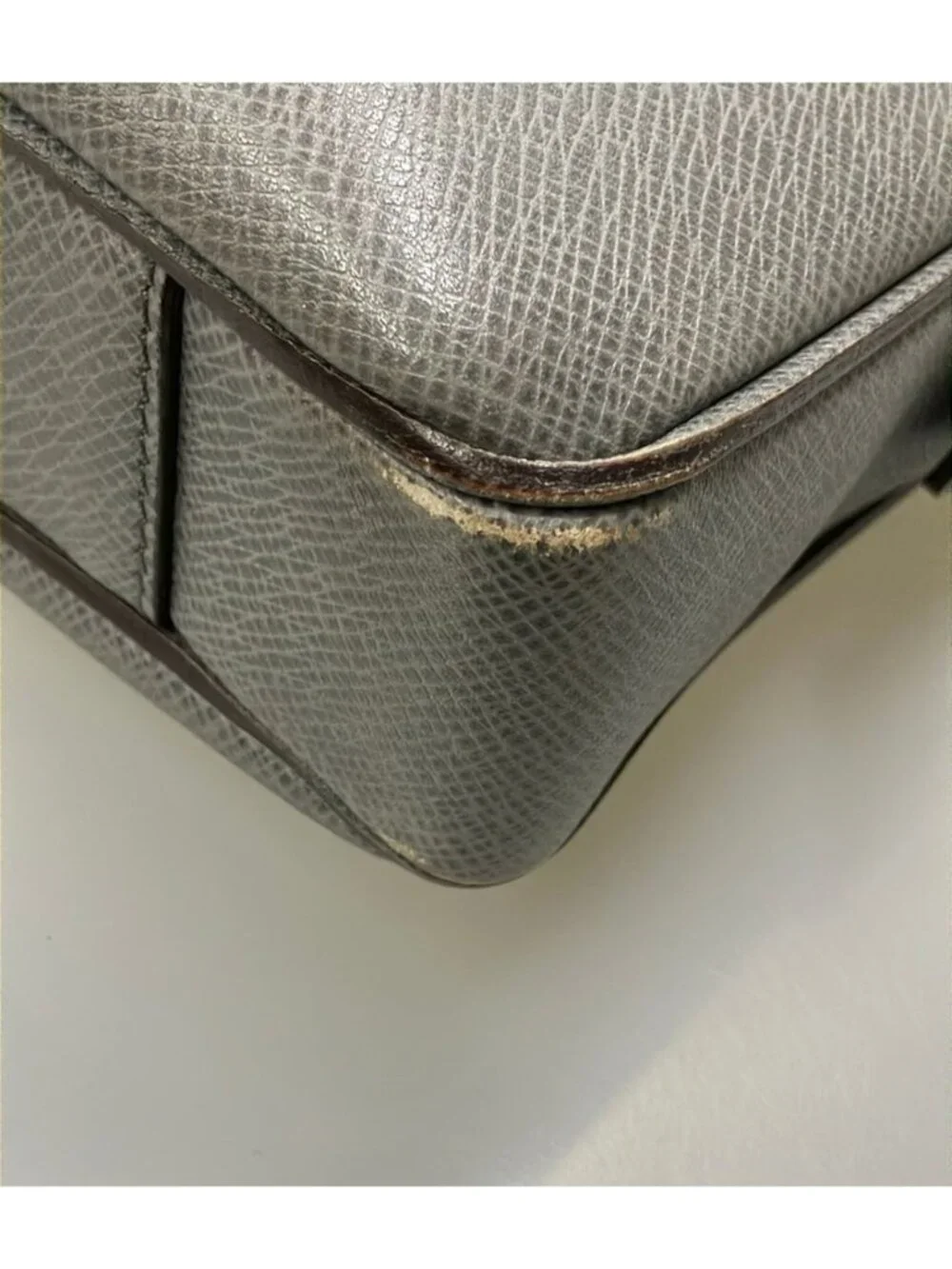 Louis Vuitton Briefcase Shoulder Bag Business 2-Way Crossbody Vasili PM Taiga